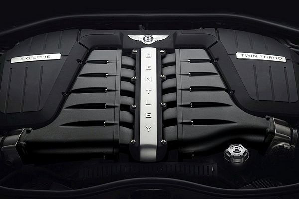 Bentley 誓言将12缸引擎车型进行到底