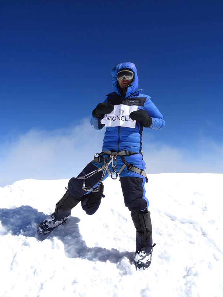 Moncler 赞助再登K2峰装备纪念登顶60周年