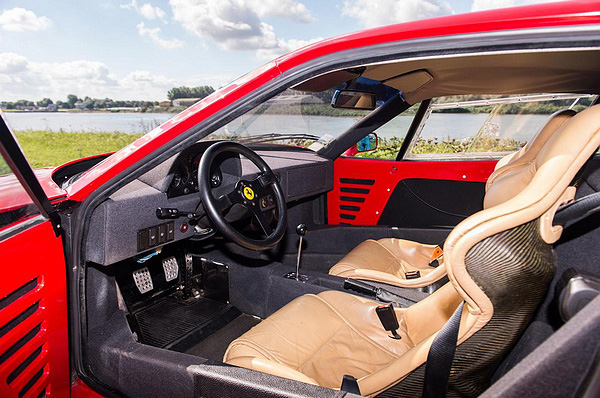 Ferrari F40 于邦瀚斯拍出69万欧元