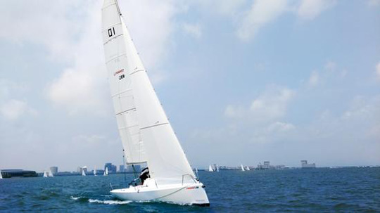 珐伊龙骨帆船亮相第八届中国杯帆船赛
