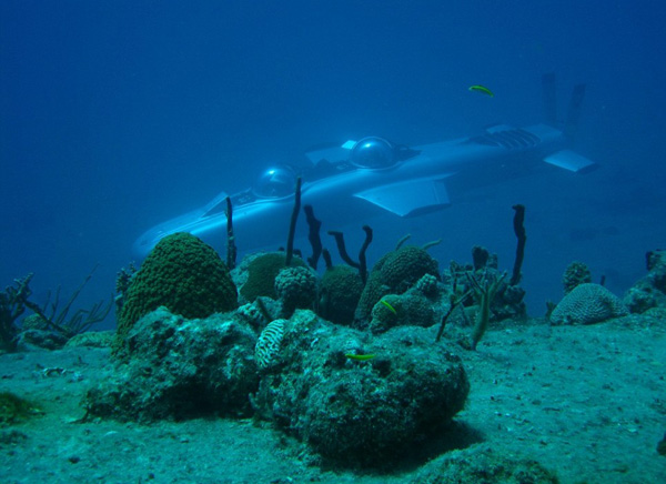 斐济Laucala Island 度假村呈献全新潜艇