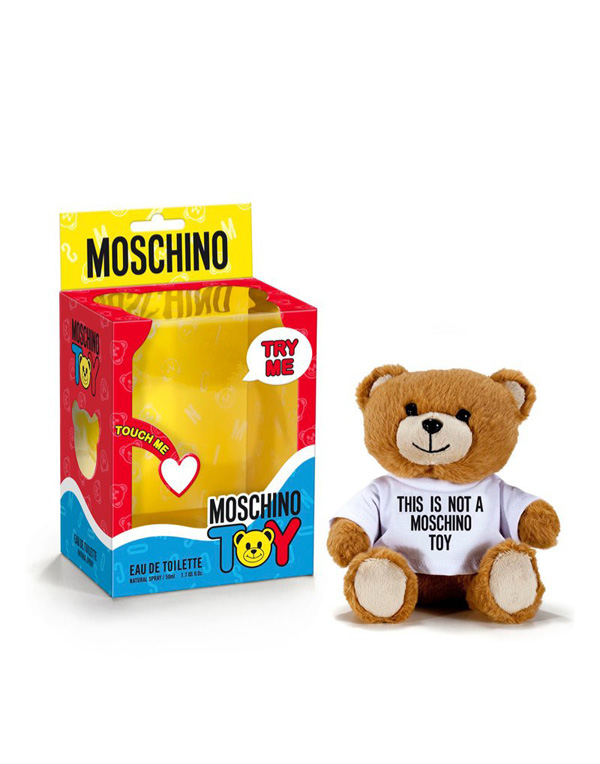 Isabeli Fontana 代言全新Moschino小熊香水