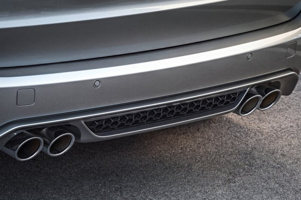 宝马发布全新X5 M 高性能车型官方图片