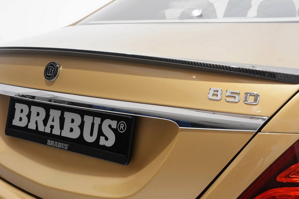 Barbus 推出土豪金版奔驰AMG S63