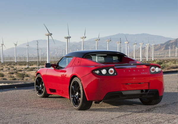 Tesla Roadster 改款细节本周释出