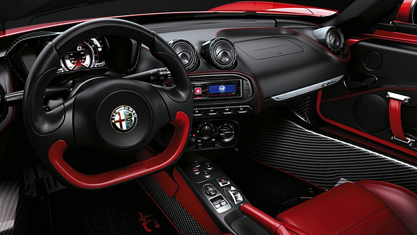 Alfa Romeo 4C Spider 量产版正式定装