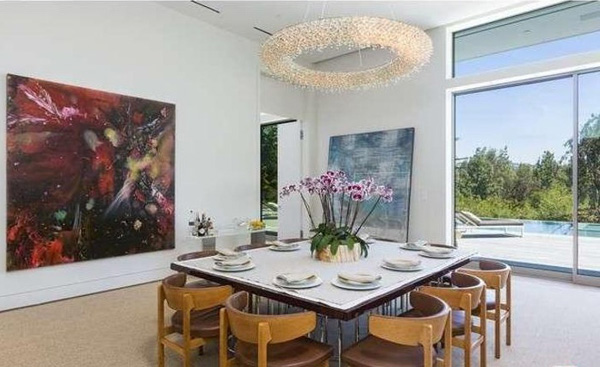 碧昂斯和老公Jay-Z租住每月15万美元奢华别墅