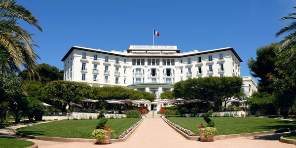 卡普费拉大酒店于法兰西蔚蓝海岸全新绽放