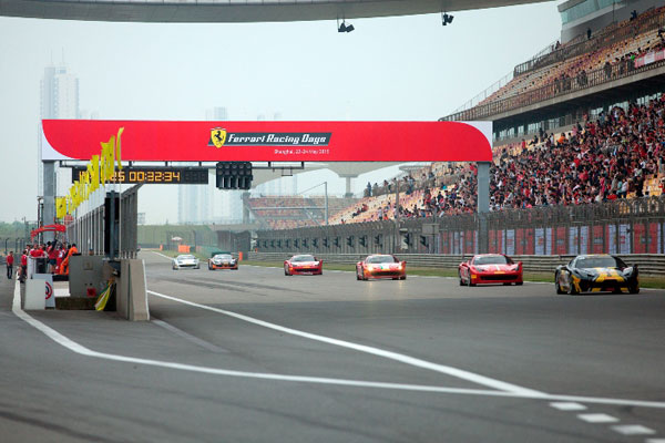 2015法拉利赛道日嘉年华燃情上海国际赛车场