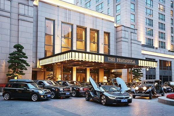 BMW i8 加入上海半岛酒店礼宾车阵容