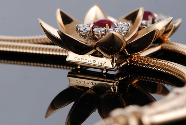J-Jewellery经典珠宝：开启幸福之门的密钥