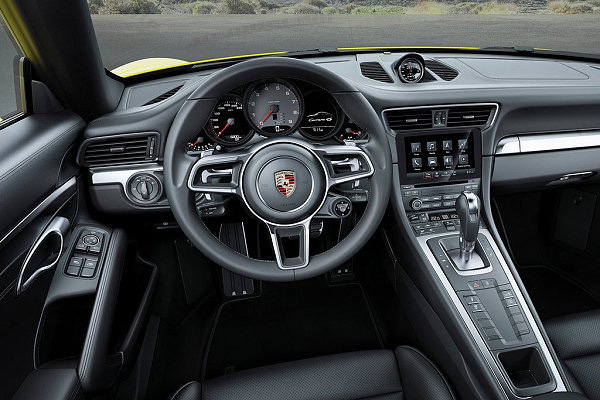 保时捷新款911 Carrera 4/Targa 4发布