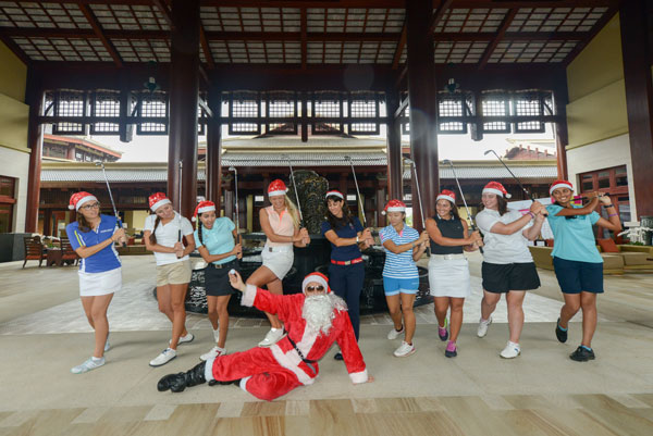2015三亚女子公开赛球星举办“圣诞呼吁”活动