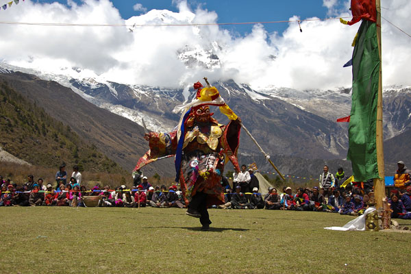 尼泊尔免签证费政策助中国游客重拾信心