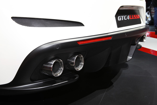 法拉利GTC4 Lusso 日内瓦正式亮相