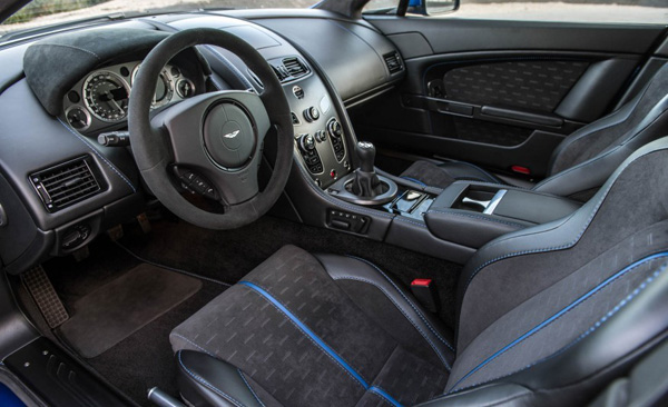 阿斯顿·马丁发布新款V8 Vantage GTS 官图