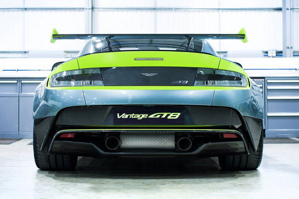 赛道利器 阿斯顿·马丁发布Vantage GT8