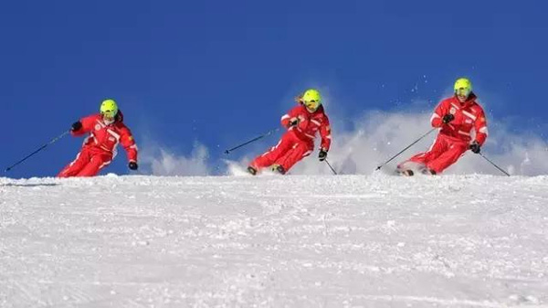 春节去哪儿？极致奢华滑雪天堂谷雪维尔，绝美雪地开启活力新年！