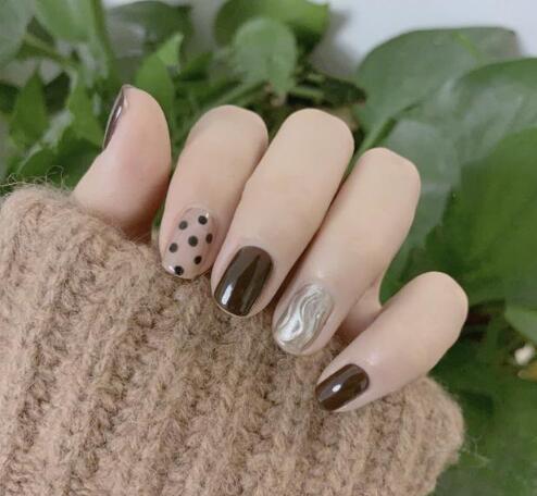 镜面水波纹波点美甲