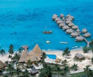 世界上最昂贵最令人销魂的蜜月岛之旅