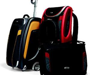 TUMI 极速展现动感与奢华