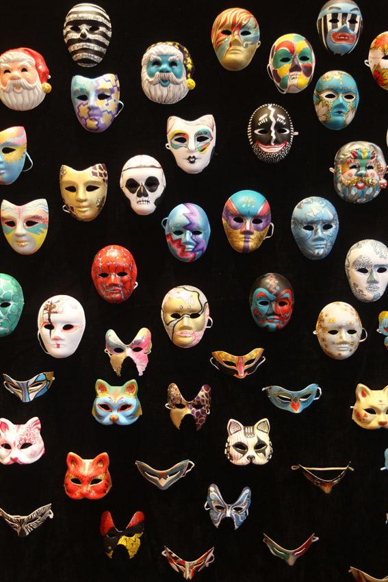 NO TIME FOR LACES 皇家假面派对:Royal Elastics皇家橡皮筋秋冬季品牌发布会