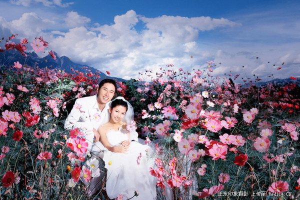 中国婚纱摄影网_中国婚纱旅游摄影网(2)