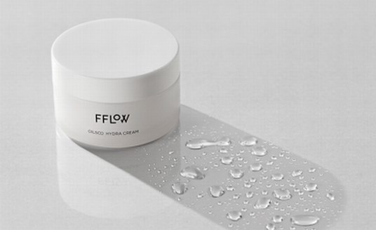 冬季干燥肌肤保湿单品FFLOW精油水舒缓保湿面霜