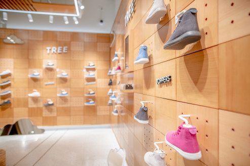 旧金山创新鞋履品牌Allbirds于上海兴业太古汇开设首家亚洲门店