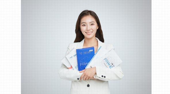 李彩恩担任韩国高端科技护肤品牌FRANZ肤澜滋代言人