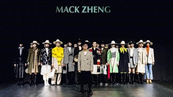 以经典诉说时尚-中国国际时装周mackzheng 郑伟2021 秋冬发布会