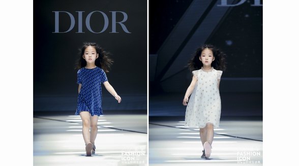 钜星国际时装盛典Dior小超模赵梓墨风采超群