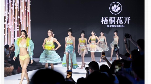 中国品牌力量正在觉醒 梧桐本色、梧桐花开2022春夏发布会举行