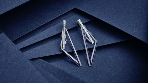 英国当代珠宝品牌Stephen Webster正式进入中国市场，开启璀璨新篇章