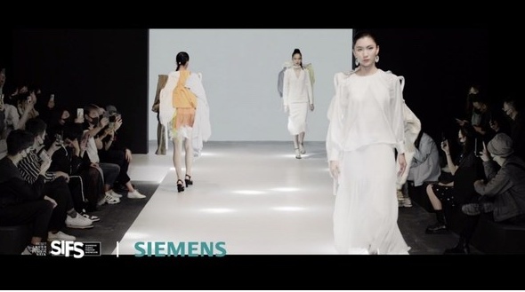 西门子家电 x 2023春夏上海时装周SIFS打造“体面的背面”时装秀