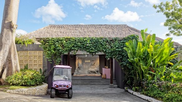 巴厘岛金巴兰湾四季度假酒店携手迪奥DIORIVIERA系列