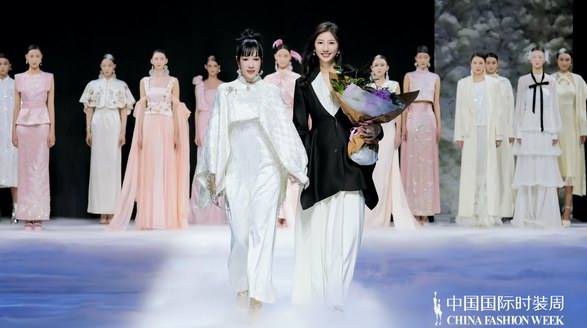 AW24中国国际时装周高级秀场——（张恩）恩恩社长与nunu&nono的创新之路