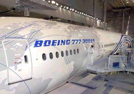 波音777-300ER延程型飞机