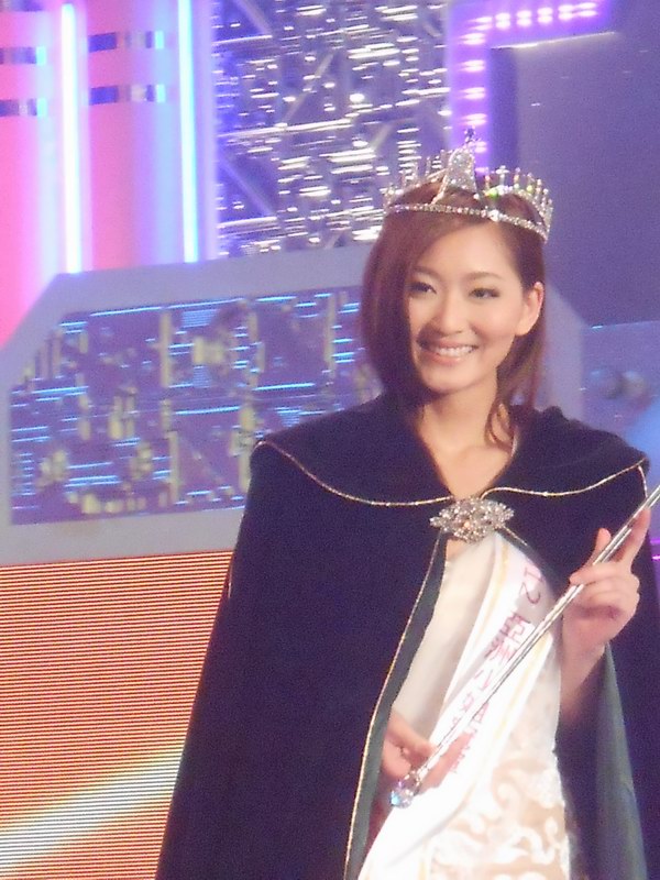 2012亚洲小姐竞选总决赛双料冠军-陈彦容