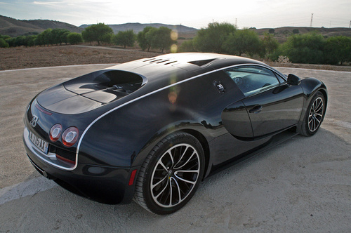 布加迪威龙Bugatti Veyron——C·罗纳尔多奢华座驾