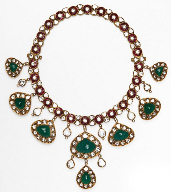 印度珠宝品牌阿姆拉巴莉(Amrapali)： 珠宝里的印度文明