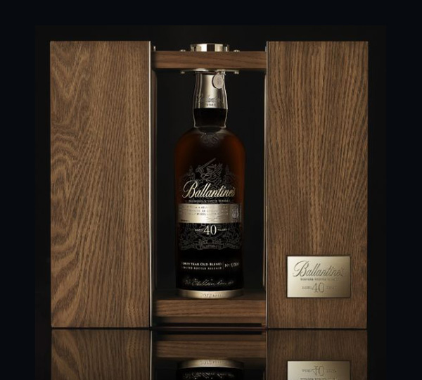 Ballantine's（百龄坛）40年调和型苏格兰威士忌