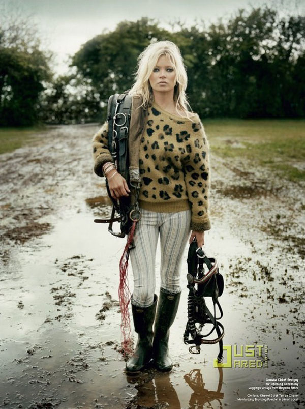 Kate Moss《Kate and the Gypsies》2009年9月号