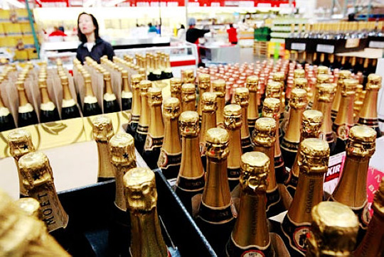 全球经济不景气 2012年香槟销量持续下降