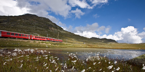 瑞士雷蒂亚铁路 开启历史之旅