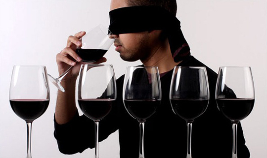 品酒学苑：盲品葡萄酒从几个小步骤开始