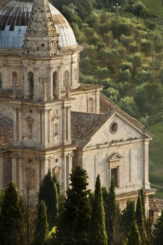 圣比亚玖大教堂(Basilica di San Biagio)